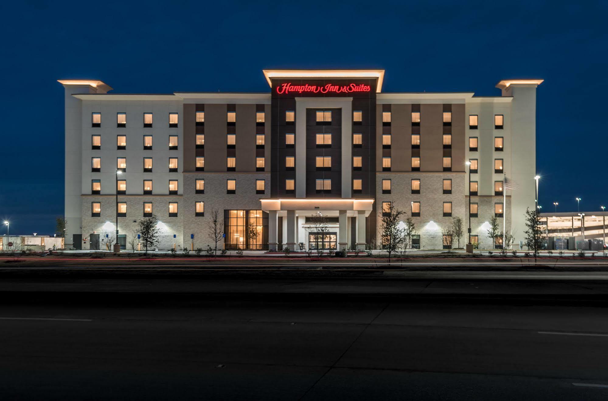 Hampton Inn & Suites Dallas-The Colony Exteriér fotografie